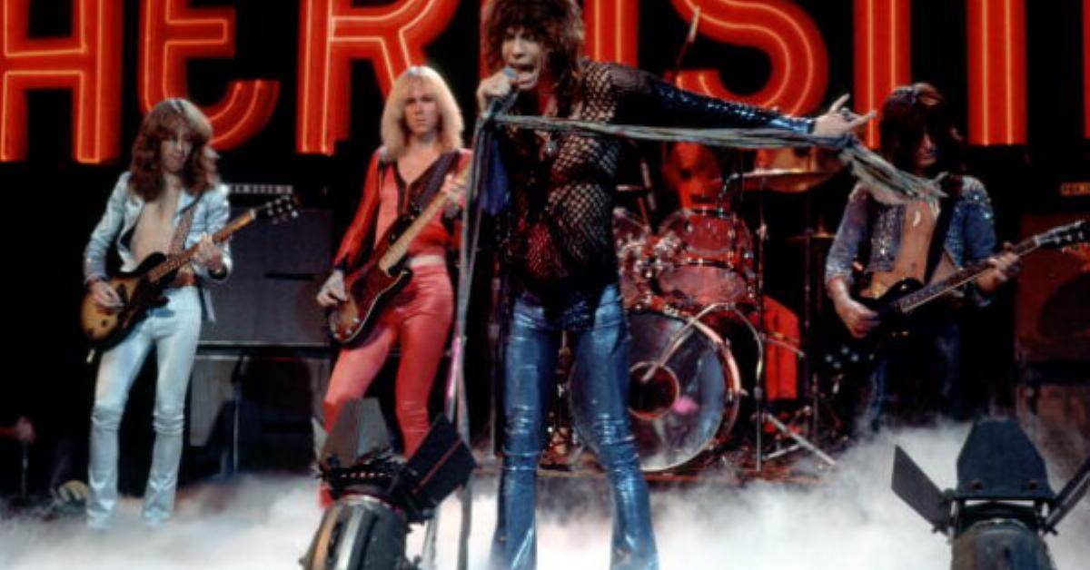 aerosmith performing on stage