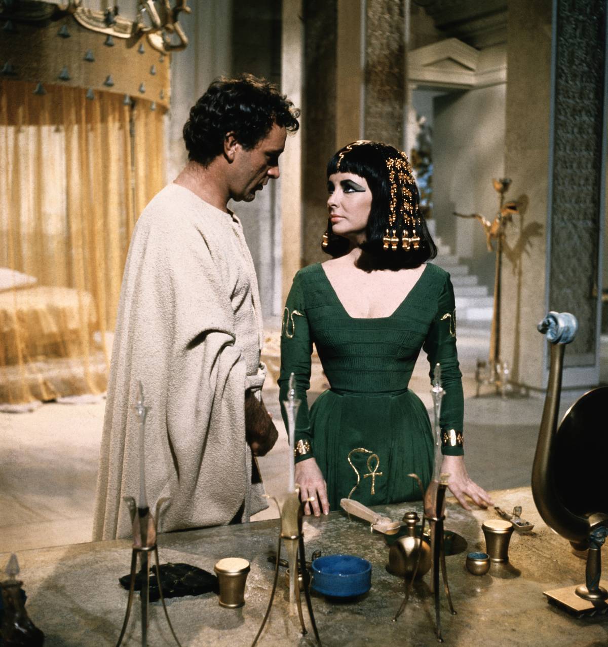 Richard Burton as Marc Antony with Liz Taylor as Cleopatra