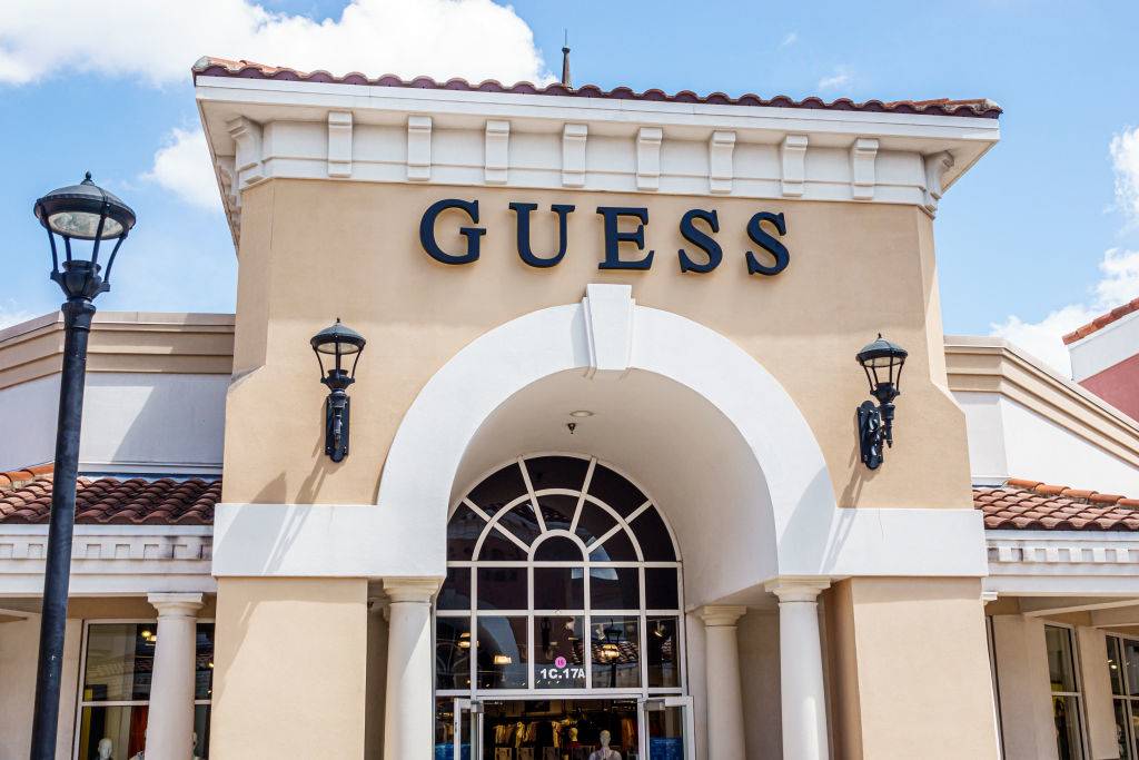 guess store front