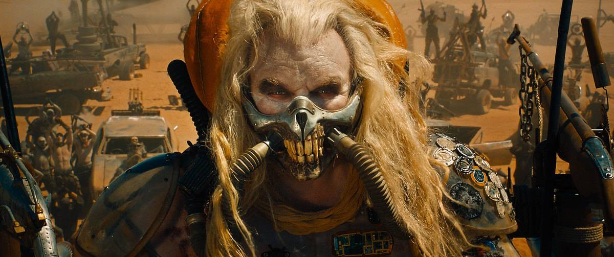 Hugh Keays-Byrne leading desert convoy as Immortan Joe in Mad Max Fury Road