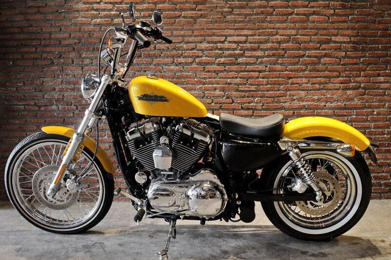 harley-davidson_sportster_seventy-two_024