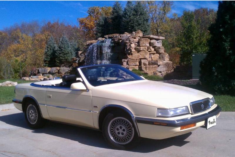 1990_Chrysler_TC_By_Maserati
