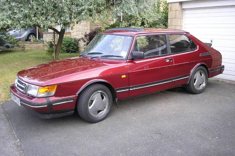 Saab_900_Ruby