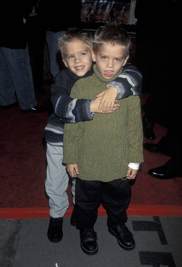 dylan and cole sprouse in 1999