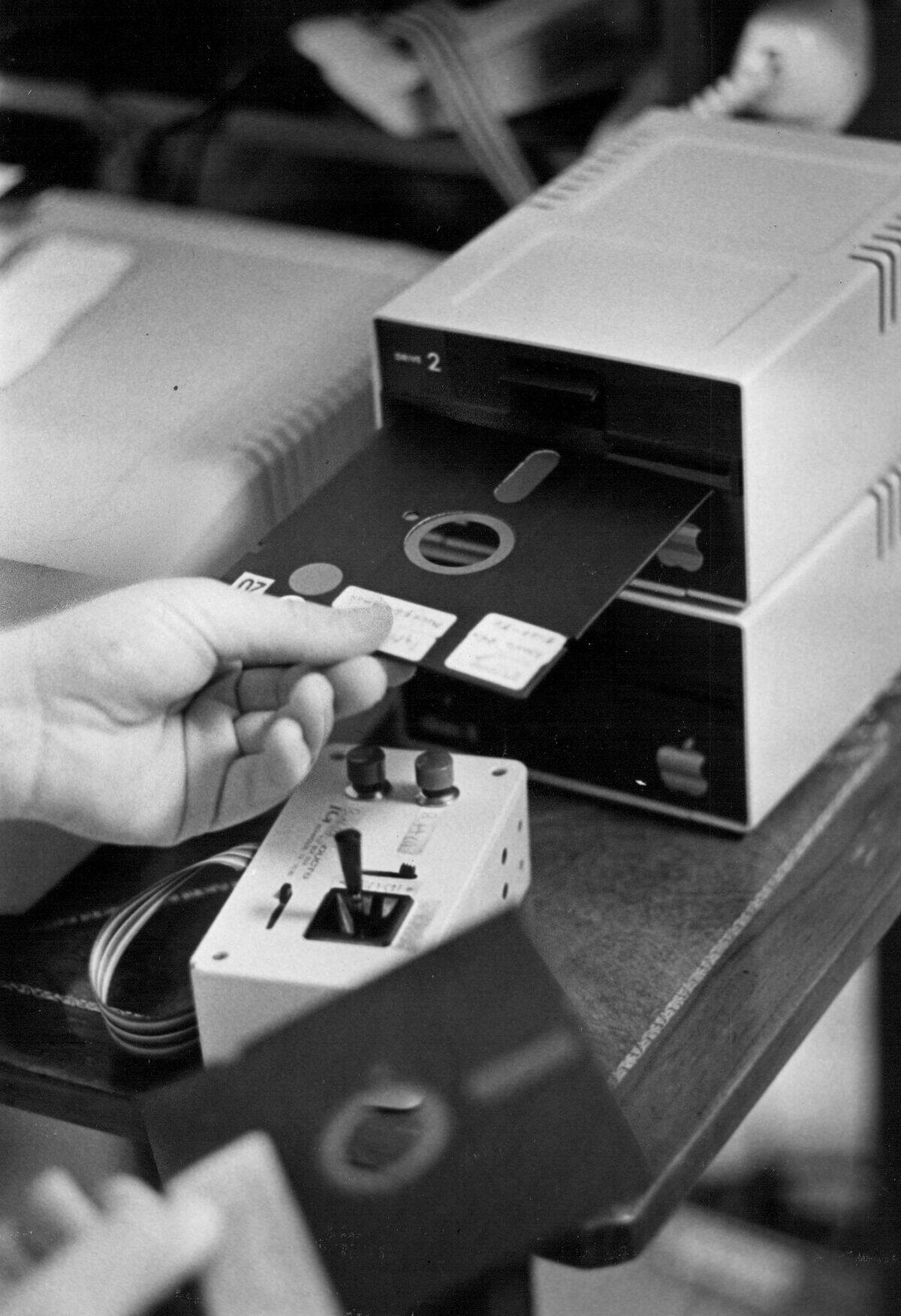 FREB 27 1982, MAR 7 1982; 