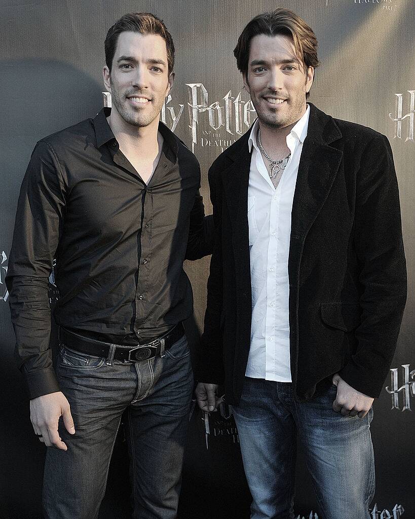 jonathan and drew scott in 2011