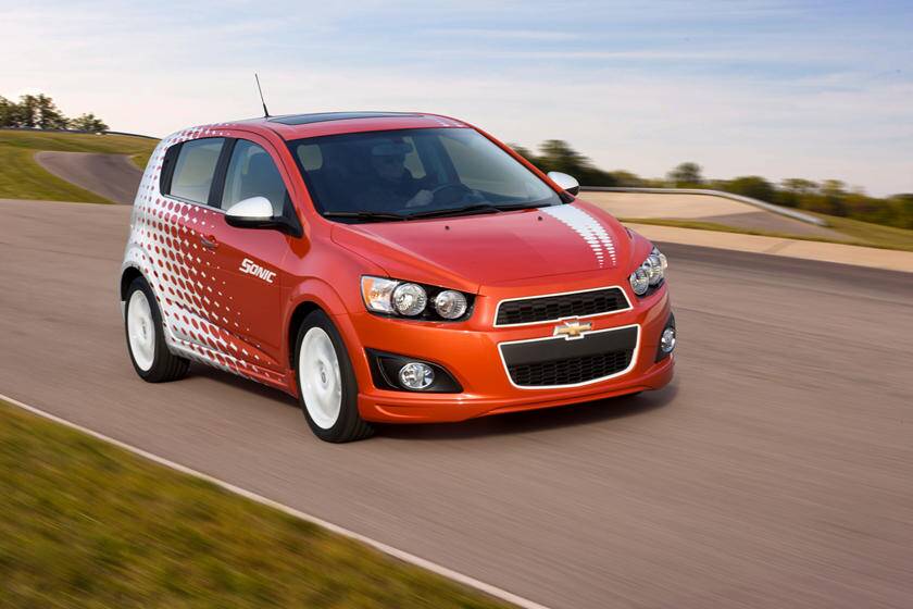 2014-chevrolet-sonic-hatchback-carbuzz-494298