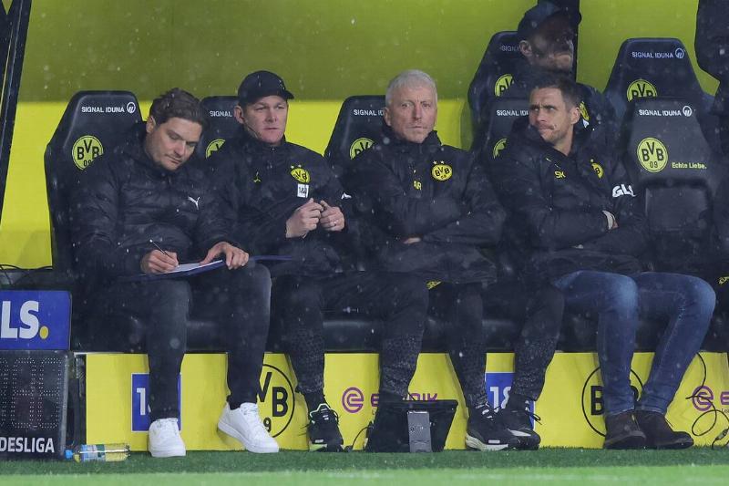 Borussia Dortmund v Borussia Mönchengladbach - Bundesliga