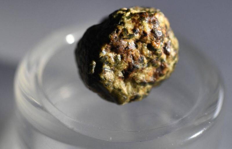 TOPSHOT-FRANCE-SCIENCE-ASTRONOMY-METEORITE