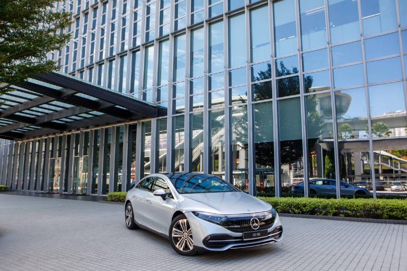 Mercedes Targets Luxury Buyers in Malaysian All-Electric Push