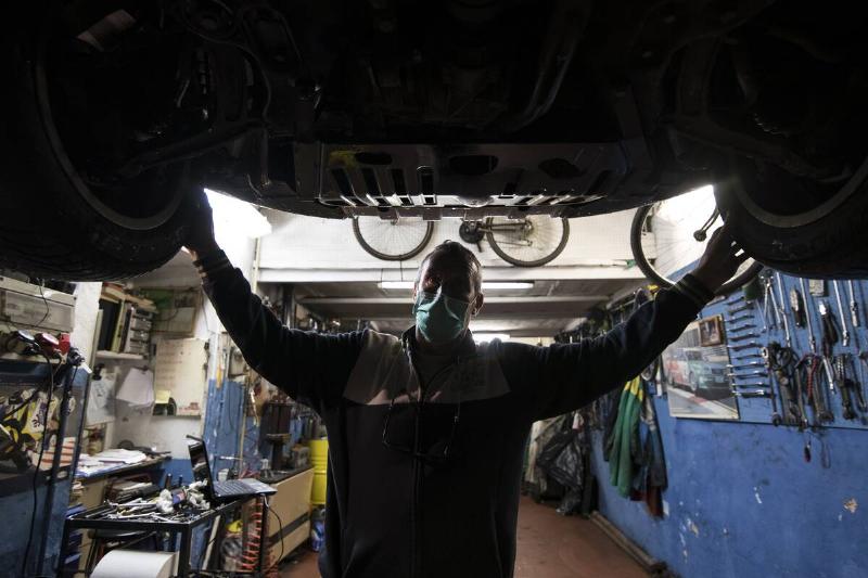 Italy Eases Some Lockdown Restrictions As Coronavirus Infection Rate Falls