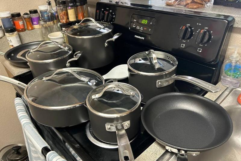 cookware set