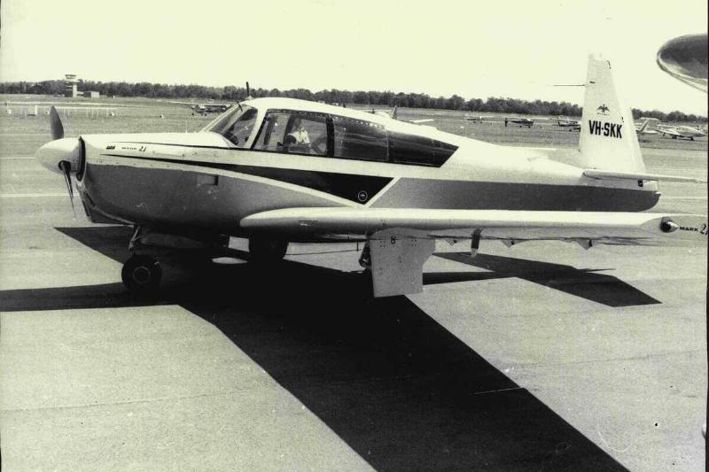 Air race preparations at Bankstown airport.No. 54 Mooney M20, Pilot G. Roderick.