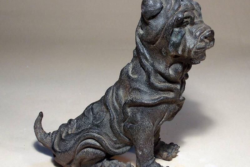 Ancient China: Shar Pei Dog, Qing Dynasty, Qianlong period, 1735 - 1795 AD. Bronze.