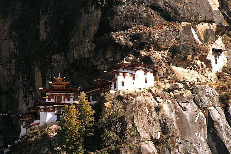 tigernest_taktsang-kloster_in_bhutan_2
