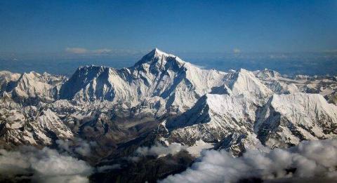 1024px-mount_everest_as_seen_from_drukair2_plw_edit-640x348-1-44687