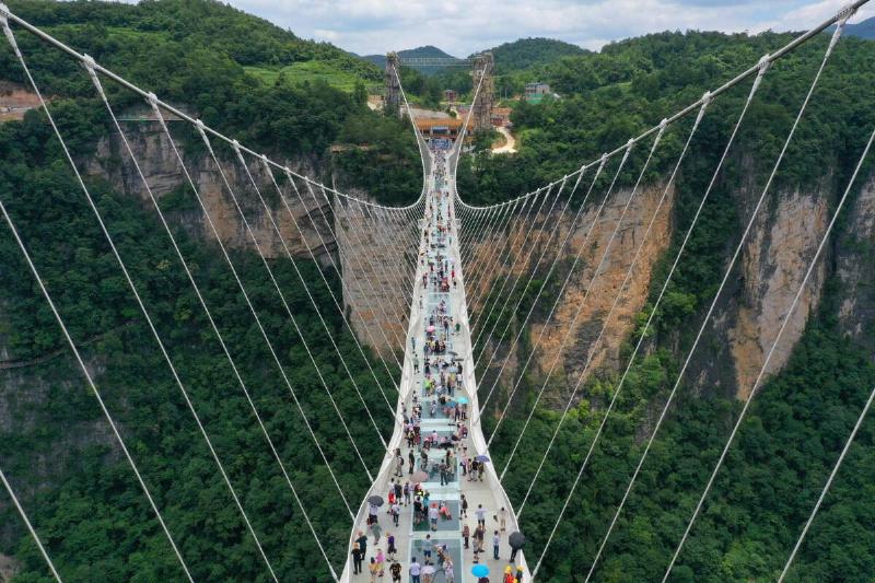 The world's highest pedestrian bridge in zhangjiajie,China