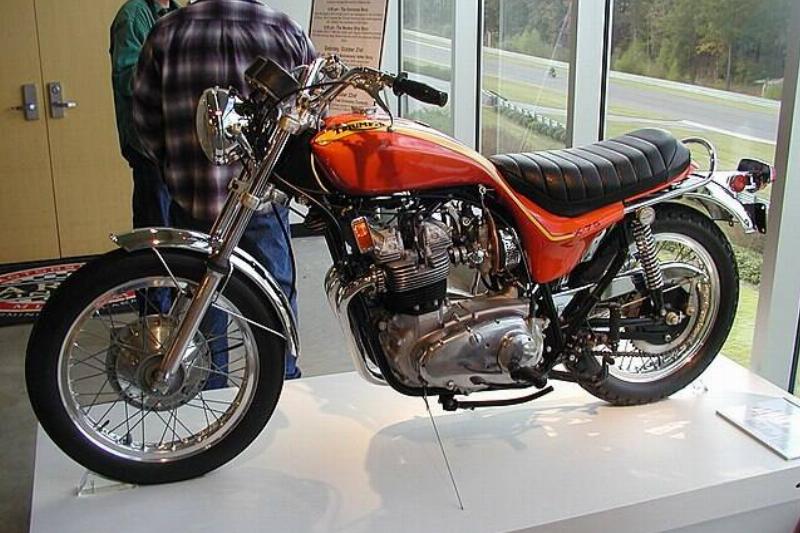 Triumph_X75_Hurricane