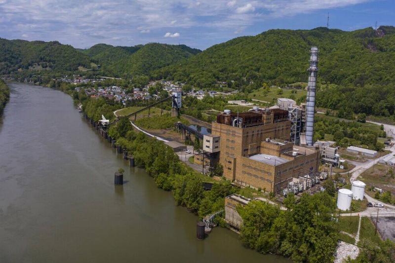 Aerial view of coal burning Kanawha River Power Plant, Glasgow West Virginia