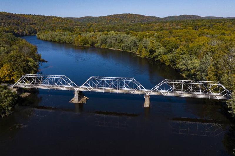Dingmans Toll Bridge over Delaware River at Delaware River Gap, from Pennsylvania to New Jersey