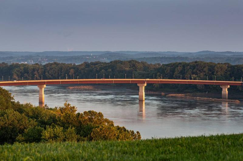 Exploring Missouri's Budding Wine Country