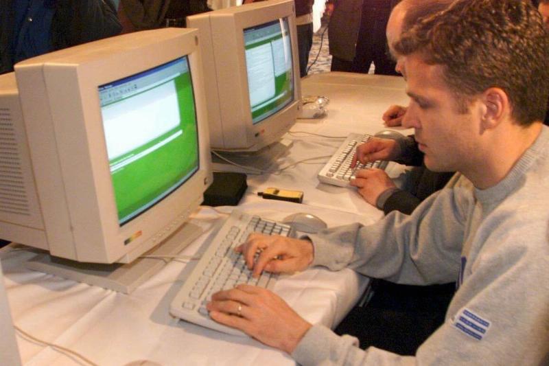 Internet Chat mit Oliver BIERHOFF/GER