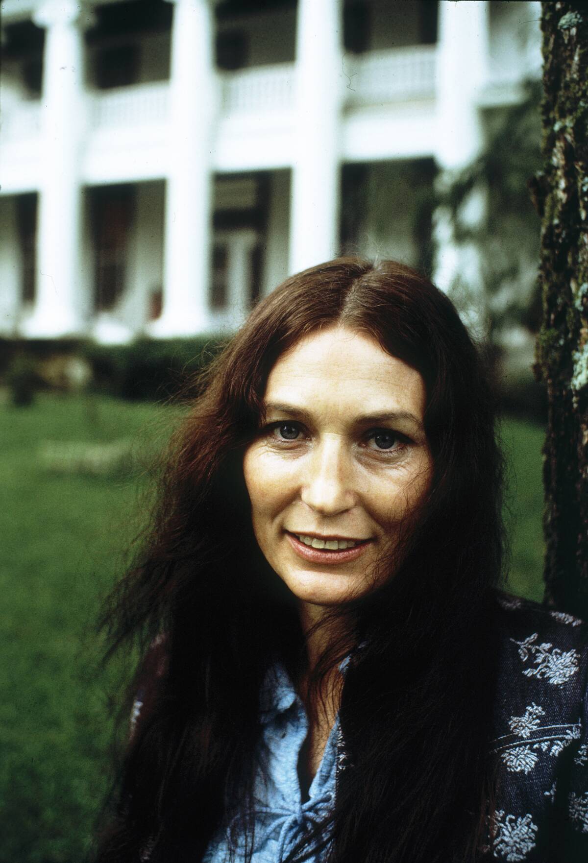Loretta Lynn, American singer, USA, 1971.