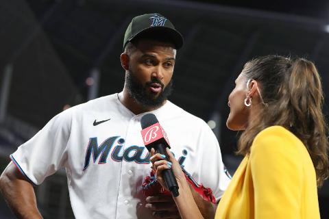 Minnesota Twins v Miami Marlins