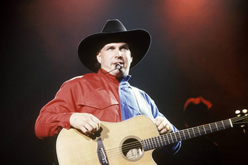 Photo of Garth BROOKS