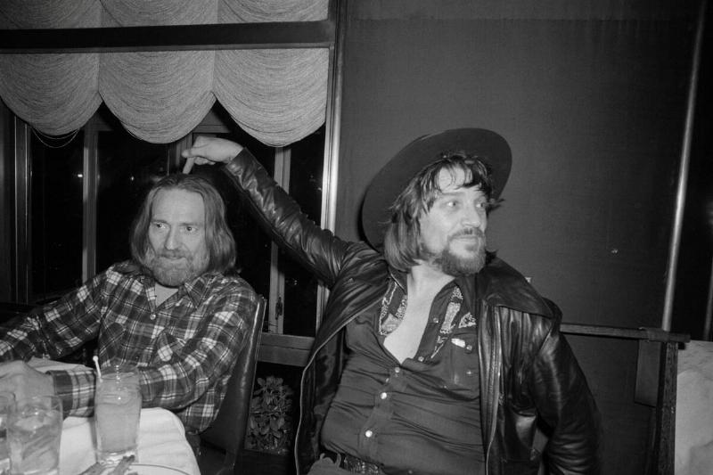 Waylon Jennings Pointing to Willie Nelson