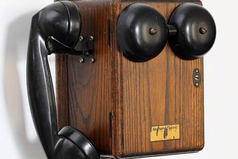 Northern_Electric_N415H_02