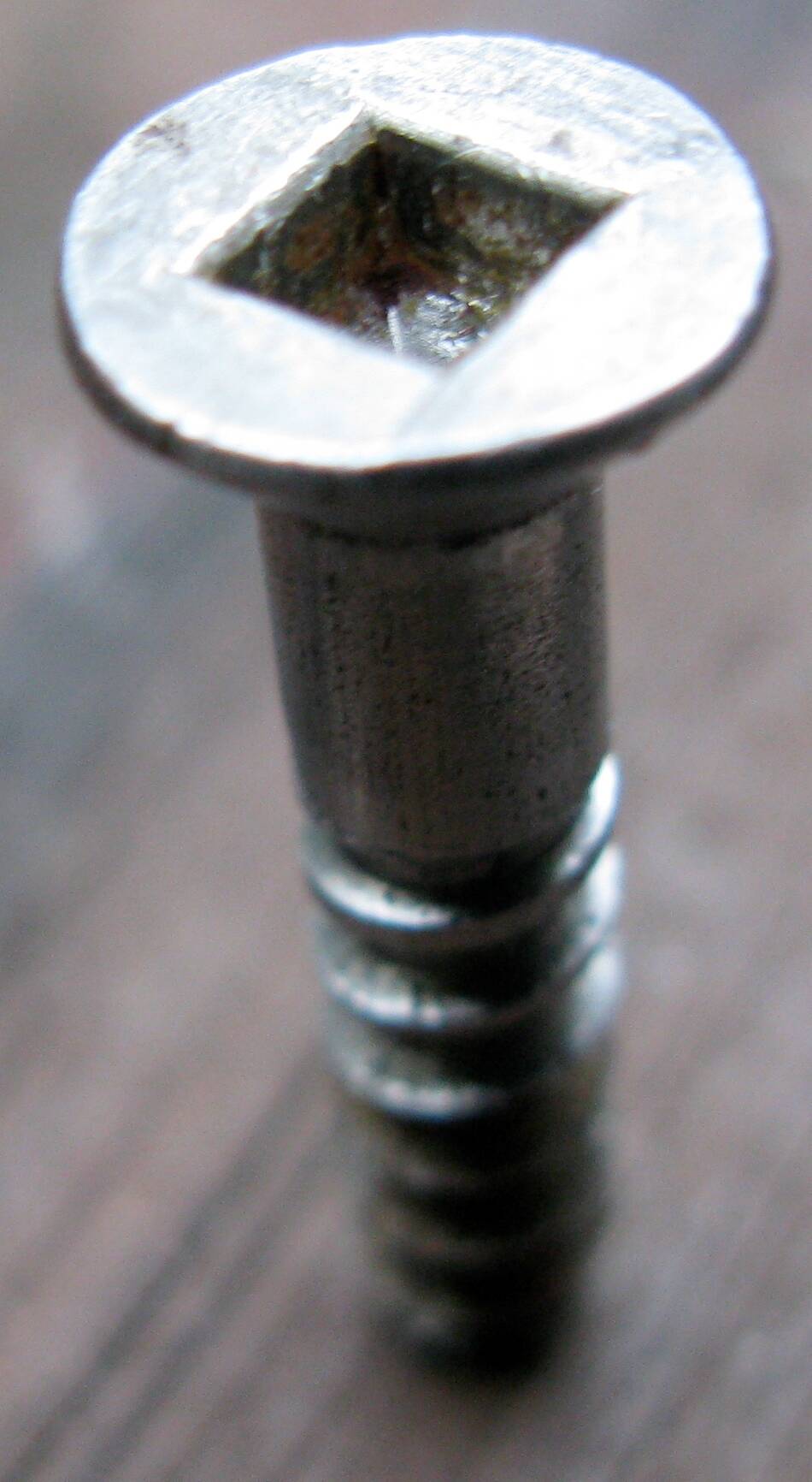 Robertson_screw
