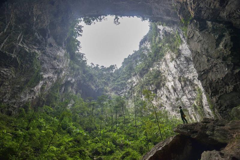 Son Doong Cave.