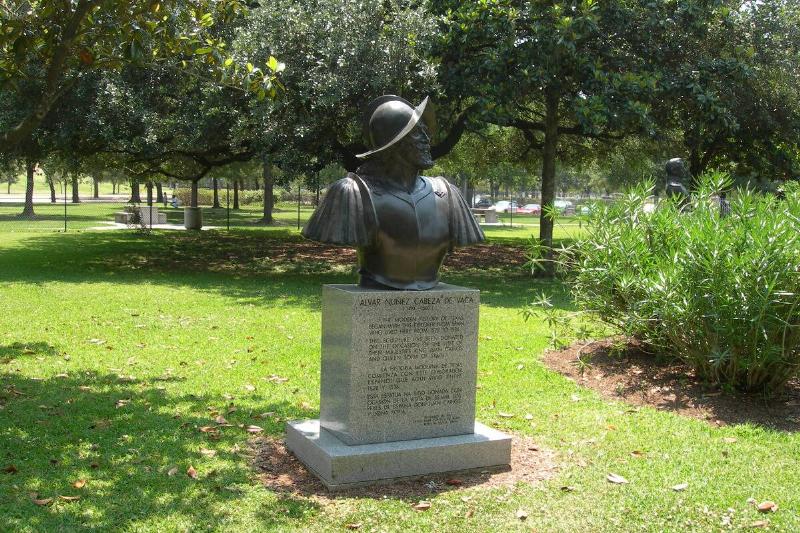 Statue of Alvar Nuñez Cabeza de Vaca, Houston.