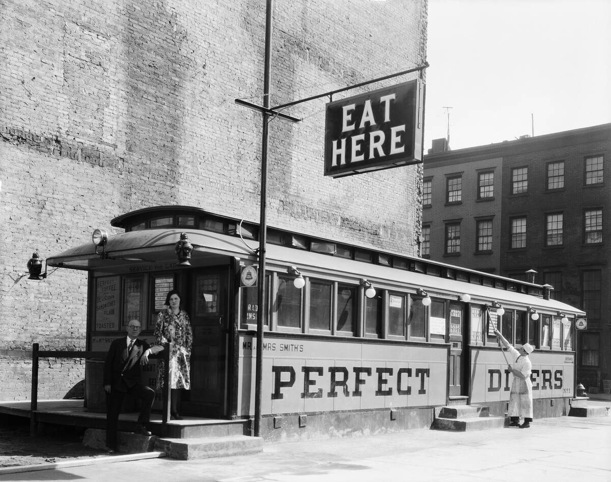 Dining Car on Downtown City Loft