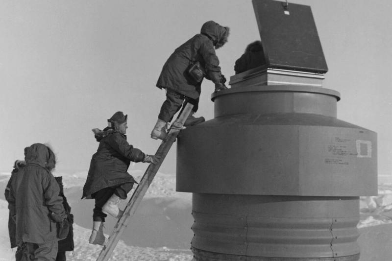 Entering Camp Century