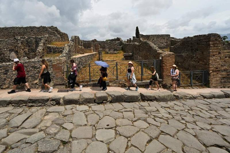 ITALY-ARCHAEOLOGY-POMPEII-TOURISM