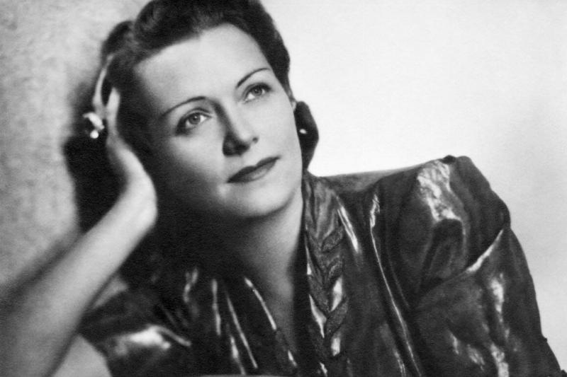 Olga Chekhova (or Tchechowa) - portrait of the Russian film actress.