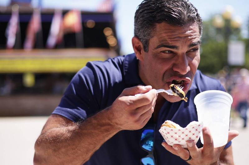 Presidential Hopefuls Make The Rounds At The Iowa State Fair