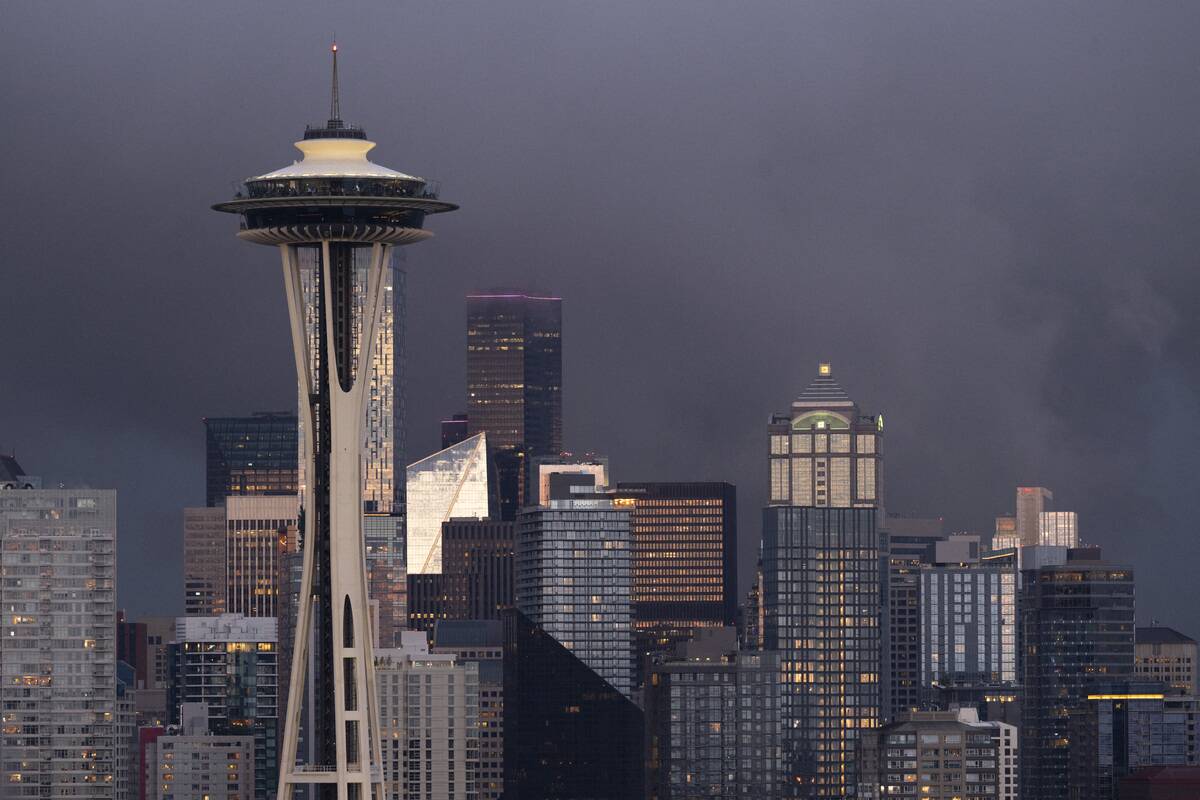 US-FEATURE-SEATTLE-SPACE NEEDLE-SKYLINE