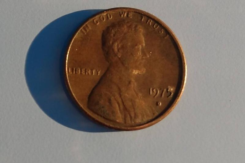 1975 copper penny. 