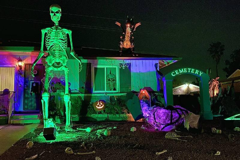 House with giant Halloween decorations. 