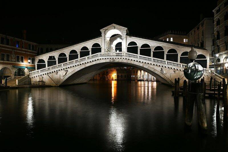 Rialto Bridge at night.