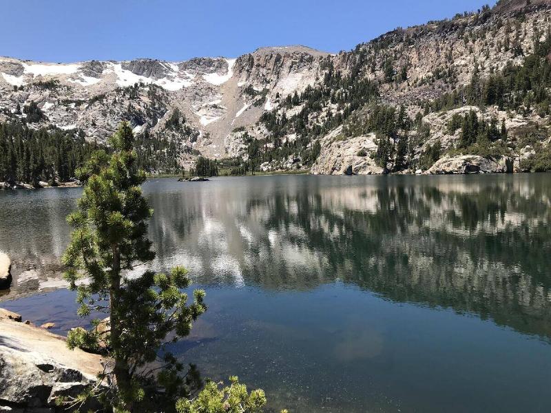 A landscape shot of Crystal Lake in California.