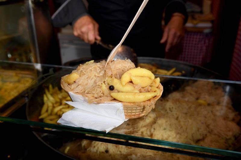 Oktoberfest 2019 - Garbage at the Wiesn