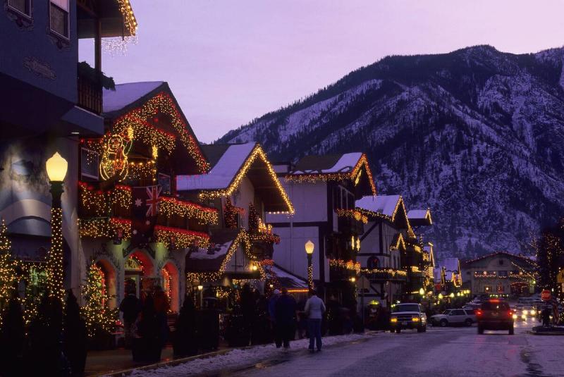 USA, Washington, Leavenworth In Winter, Street Scene With Holiday Lights, Evening.