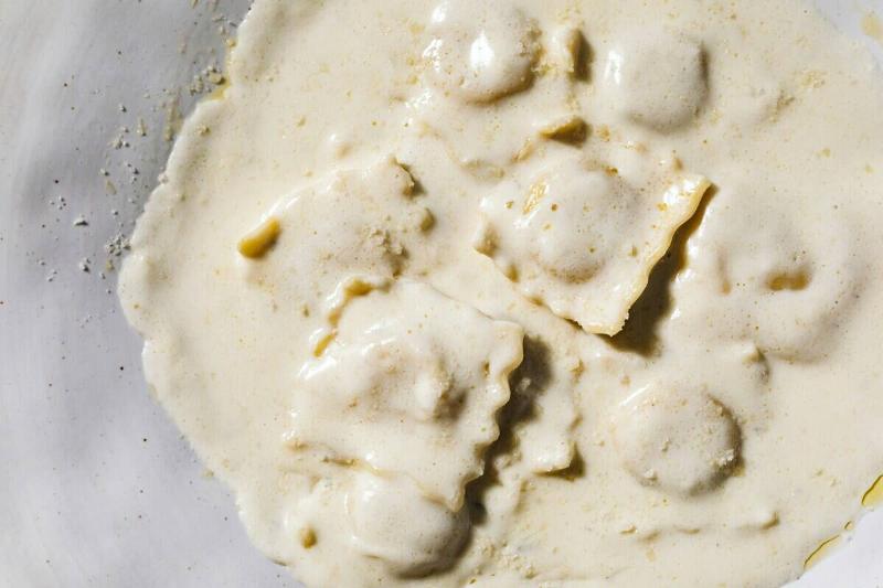 Pasta in cream sauce