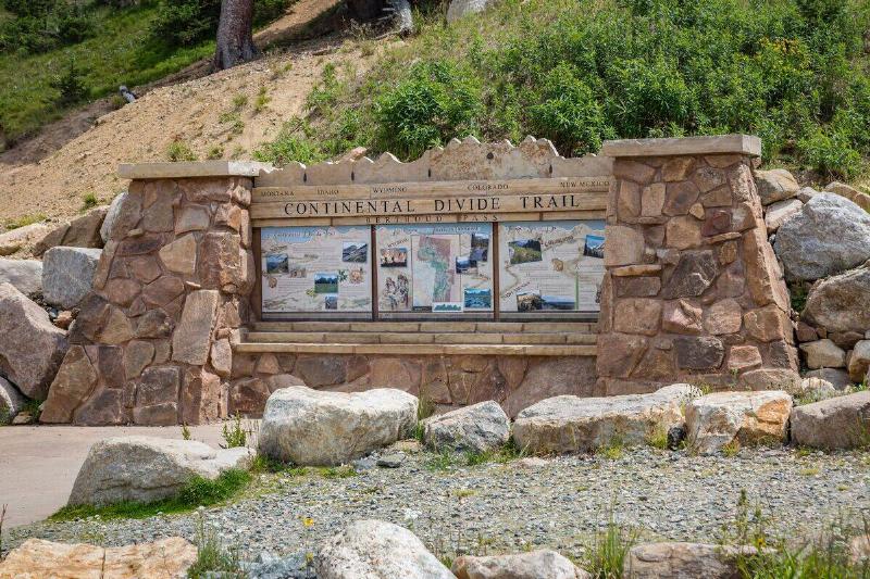 Sign with information about the Continental Divide Trail at Berthoud Pass in the Rocky Mountains of Colorado