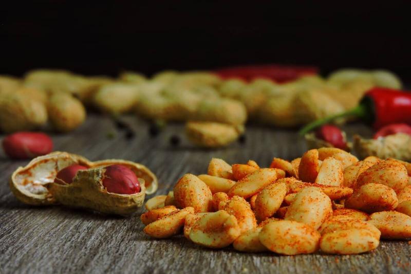 Peanuts with chili powder. 