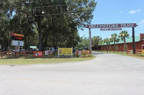 Jellystone Park.
